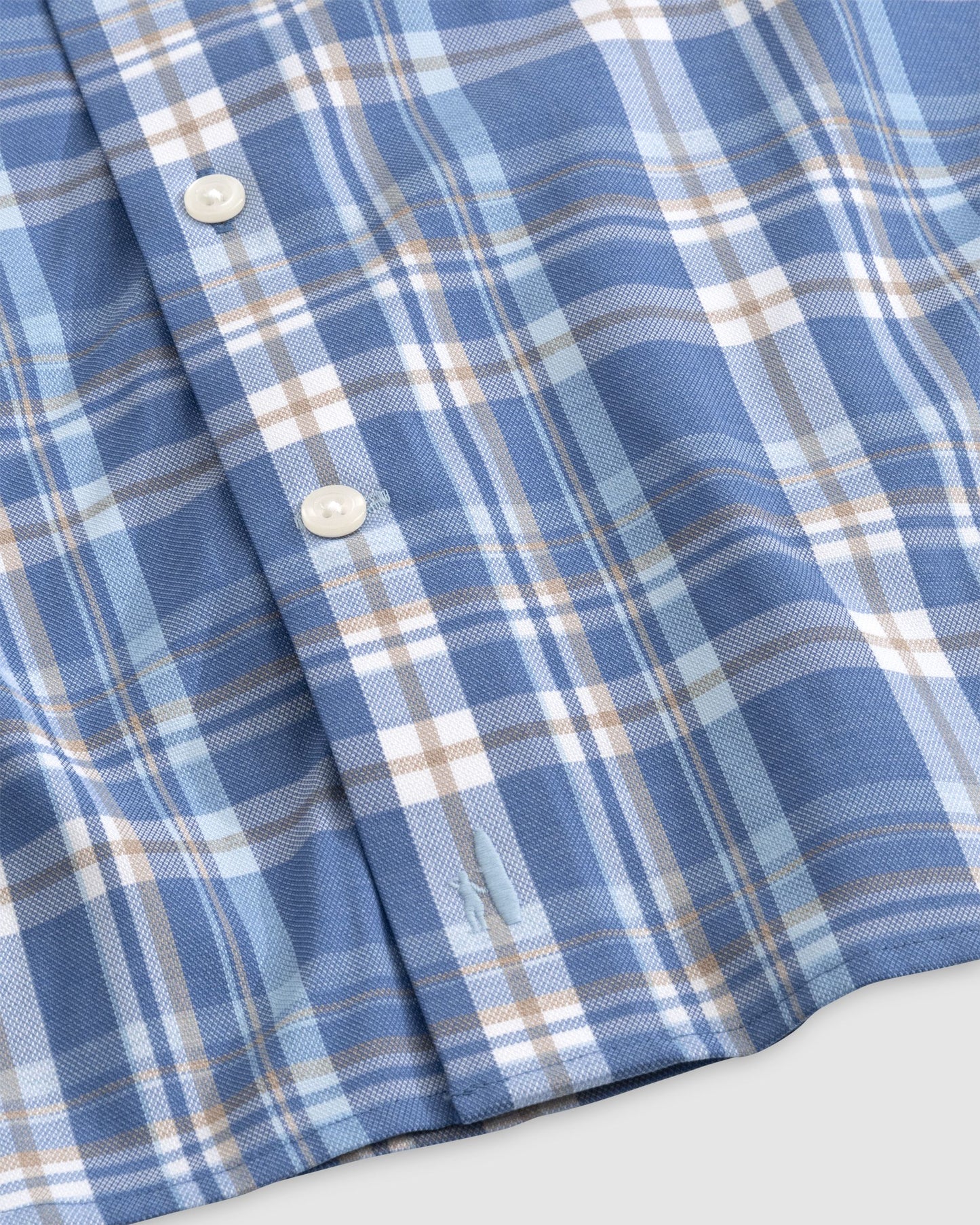 Load image into Gallery viewer, Lassen Performance Button Up Shirt
